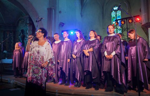 Chorale gospel religieux ou concert